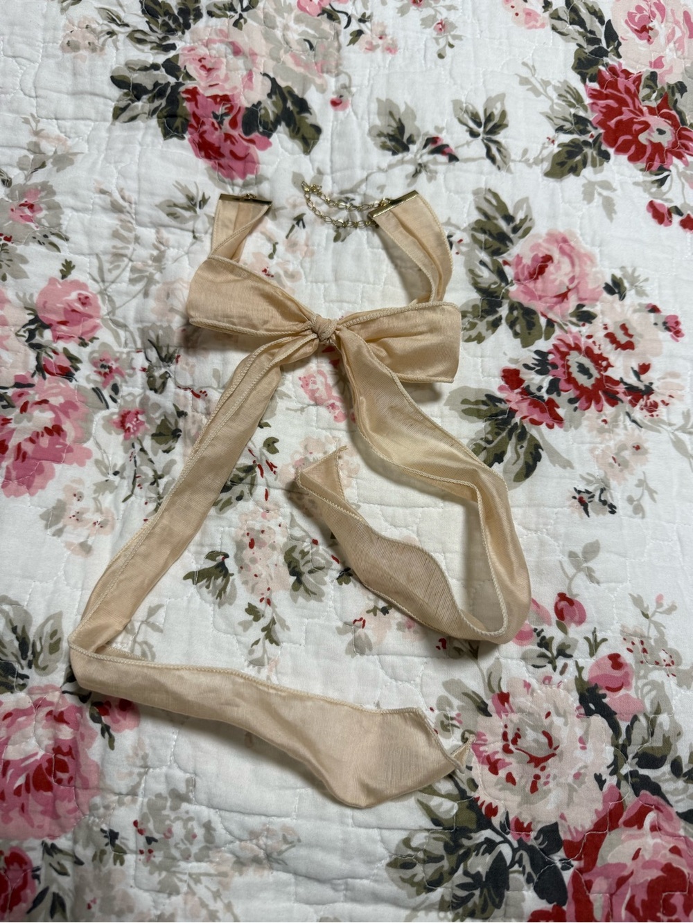 Free people bow choker